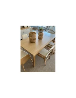 MESA COMEDOR VOLGA