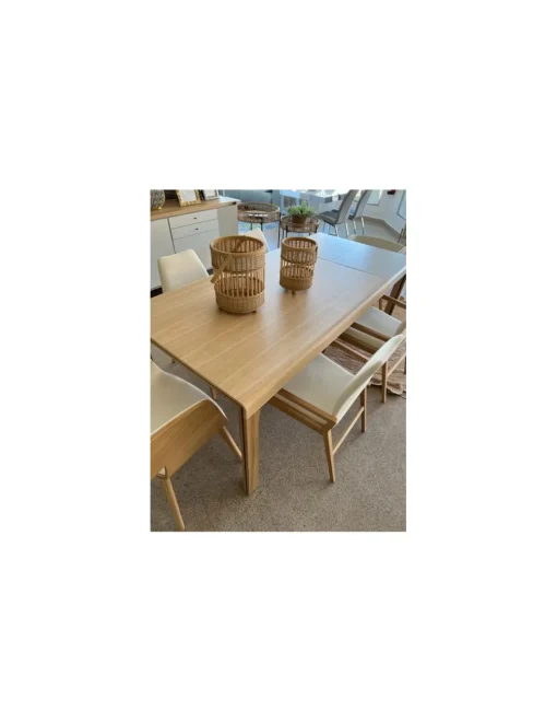 MESA COMEDOR VOLGA